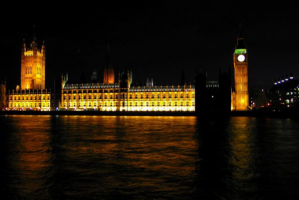 the houses of parliament at night